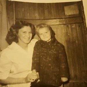 Meet your Posher, Juanita